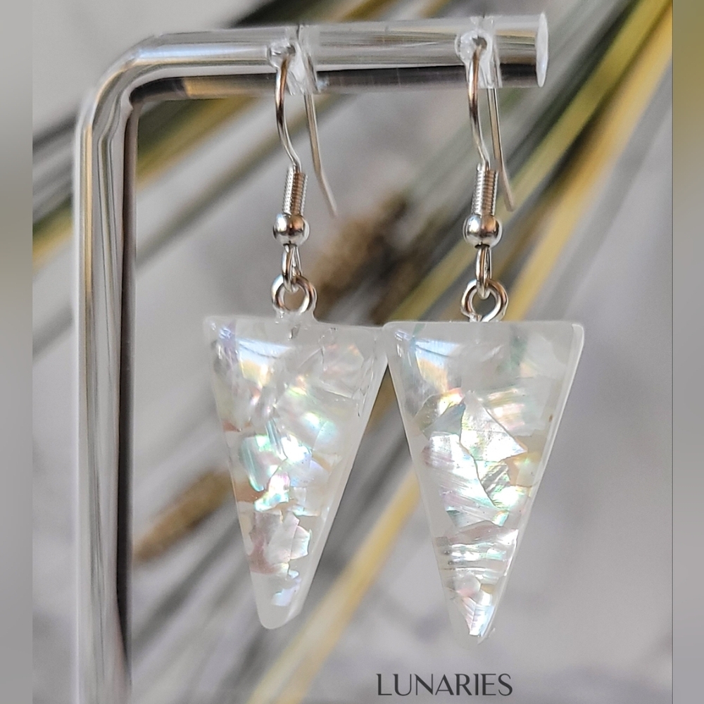 Mother Of Pearl Resin Earrings, Iridescent Triangles, Hypoallergenic - Picture 4 of 12